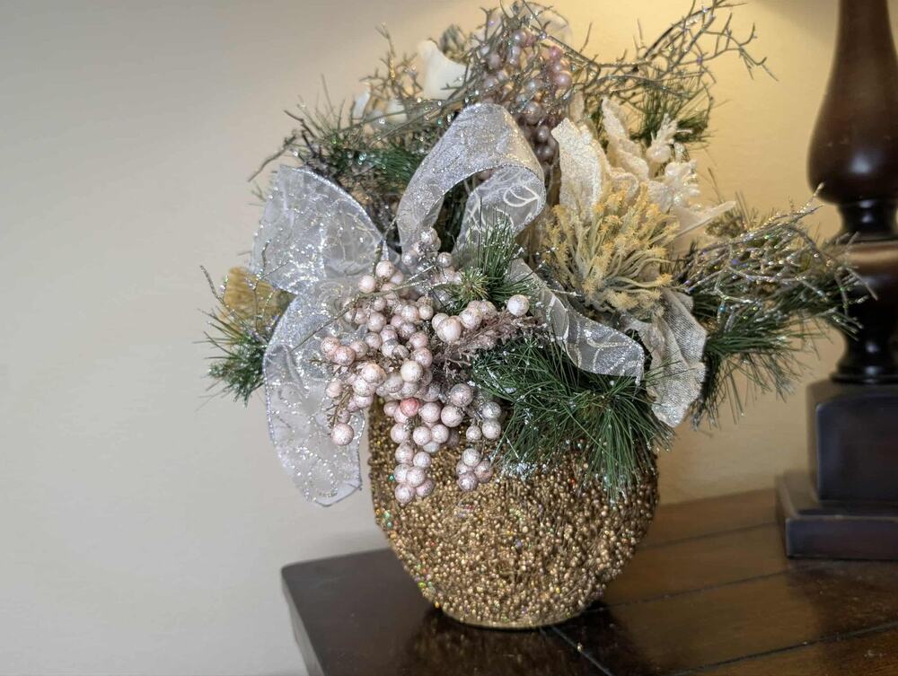 Christmas Fall Floral Arrangement Dining Home Centerpiece Gold Beaded Silver